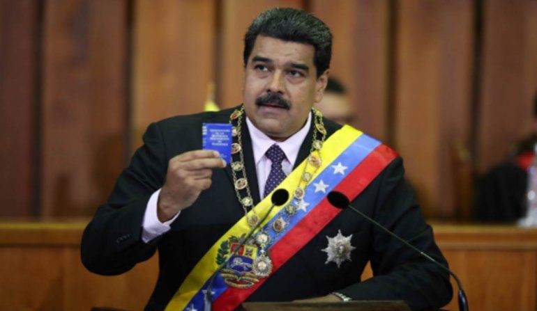 Proponen prohibir negocios en isla que tengan vínculos con gobierno de Maduro