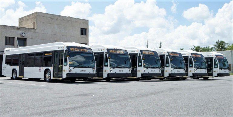Estrenan seis guaguas en la Autoridad Metropolitana de Autobuses
