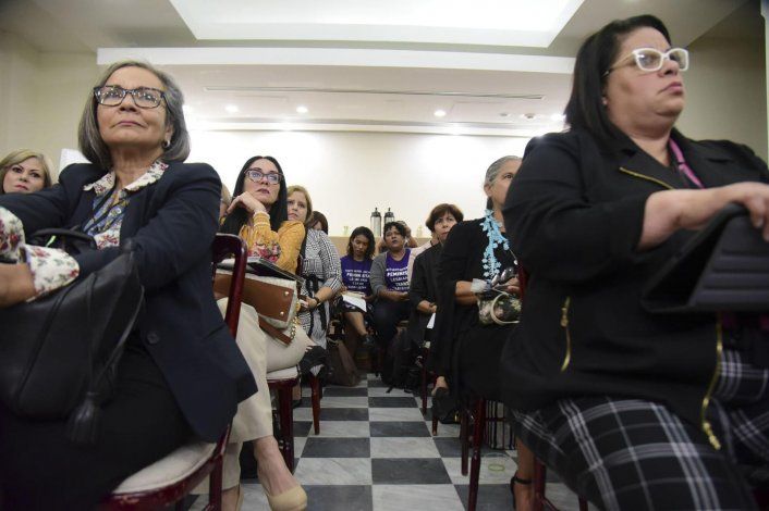 Wanda Vázquez decreta alerta nacional por la mujer