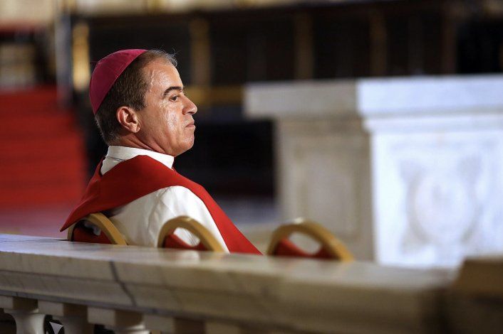 Obispos católicos se expresan en contra de las terapias de conversión y también rechazan el proyecto que las prohíbe