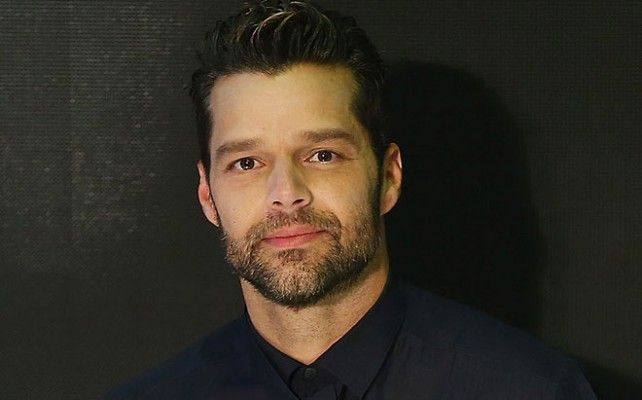 Hospitalizan padre de Ricky Martin en estado grave