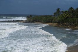 evento de marejadas podria provocar olas rompientes de hasta 15 pies de alto en la costa norte