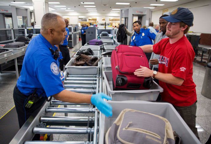 Aseguran que sacar a TSA del aeropuerto es para mejorar el servicio