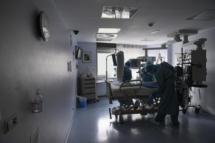 Salud reporta siete nuevos decesos y 369 hospitalizaciones por COVID-19