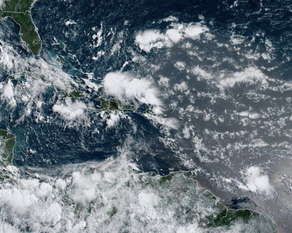 La tormenta Gonzalo continúa su avance hacia el Caribe