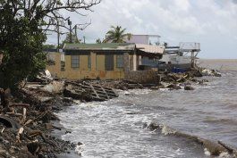 unas 600 viviendas fueron afectadas en santa isabel por el paso del huracan fiona